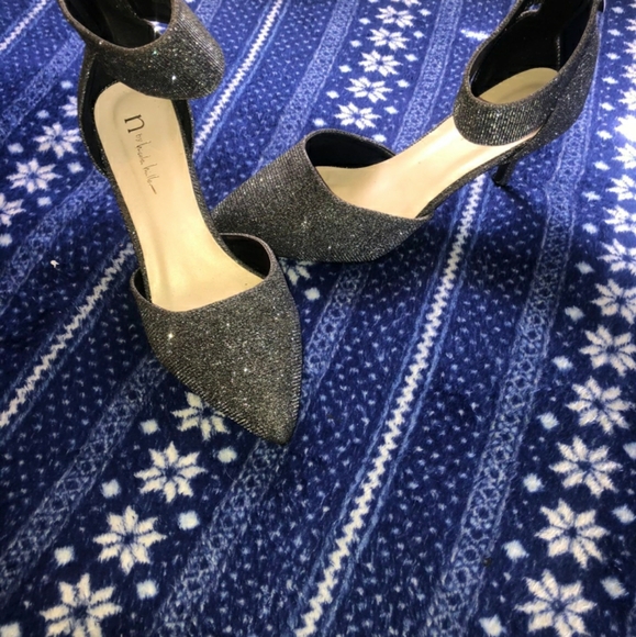 Women short heels - Picture 1 of 7